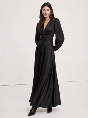 Banana republic - Elegant Black Long-Sleeve V-Neck Maxi Dress